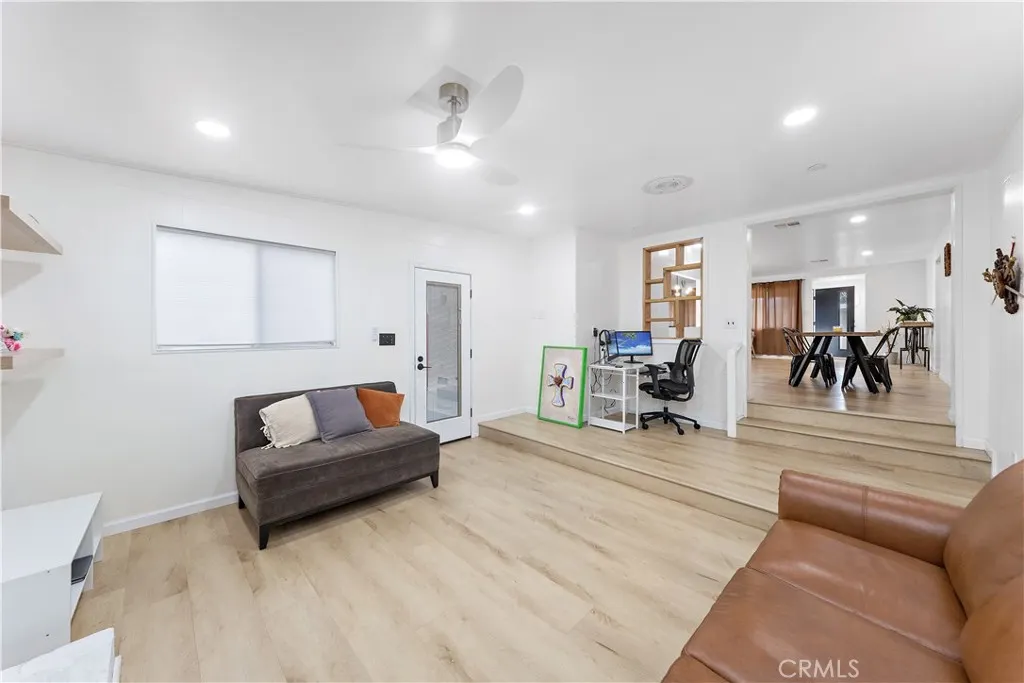 556 E. El Morado Court