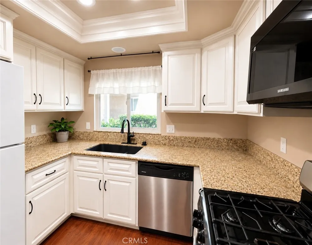 190 W Grove Street #2