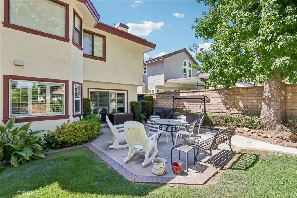 4914 Calle El Toro