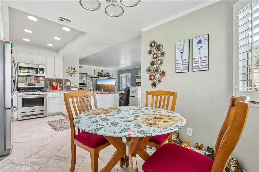 4914 Calle El Toro