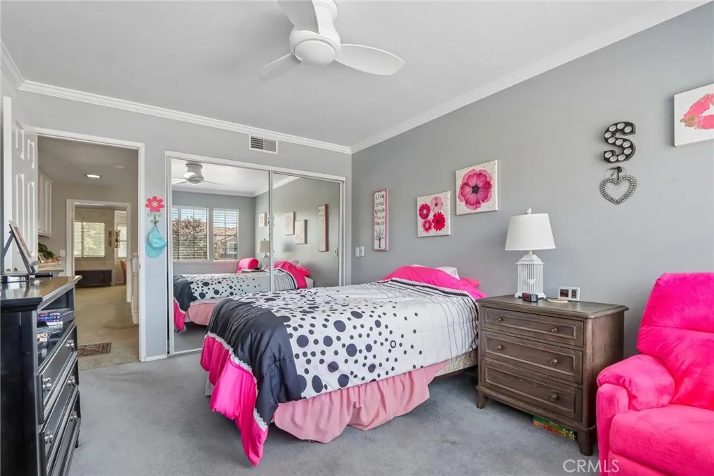 4914 Calle El Toro