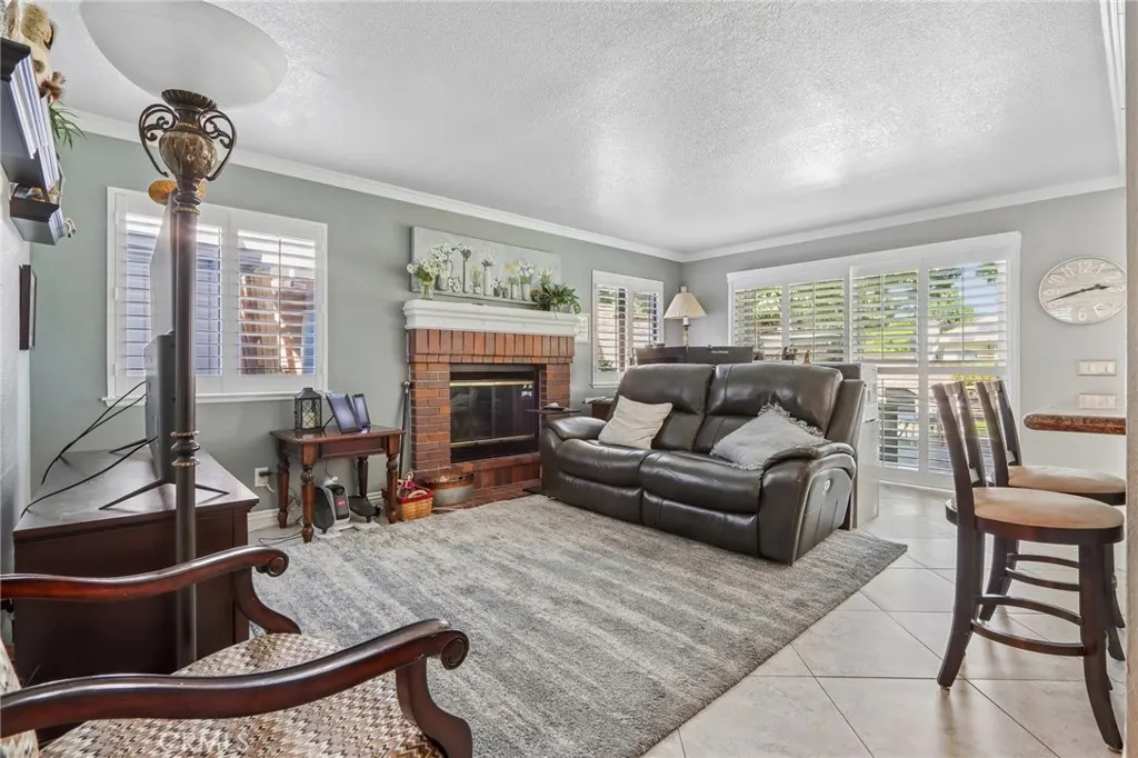 4914 Calle El Toro
