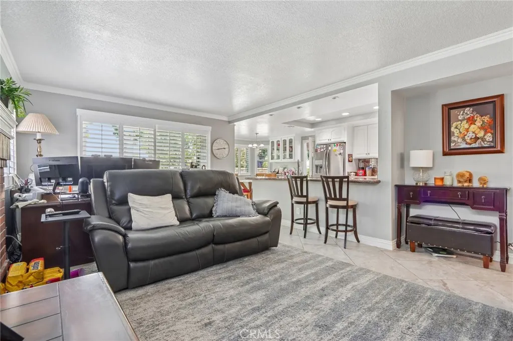 4914 Calle El Toro