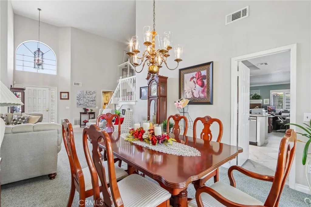 4914 Calle El Toro
