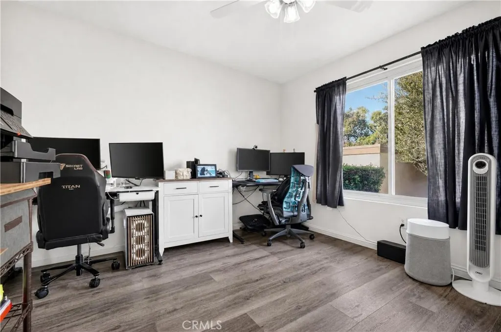 1616 Aspen Village