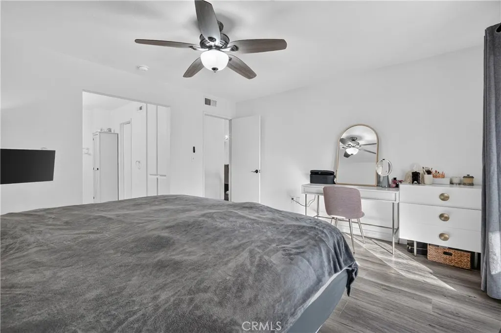 1616 Aspen Village
