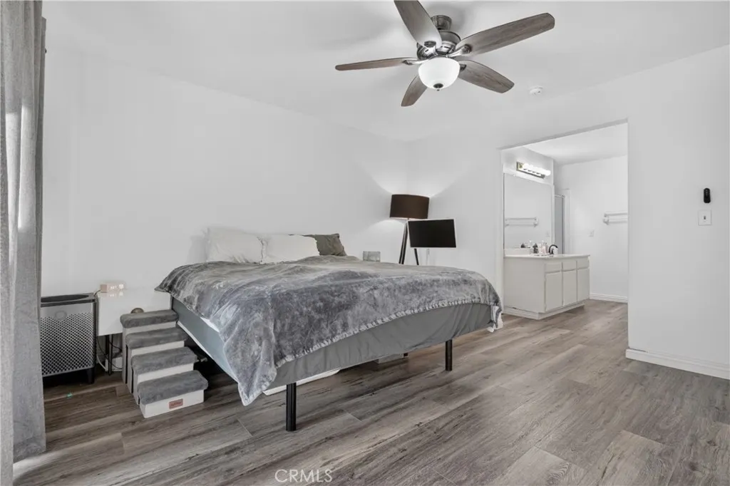 1616 Aspen Village