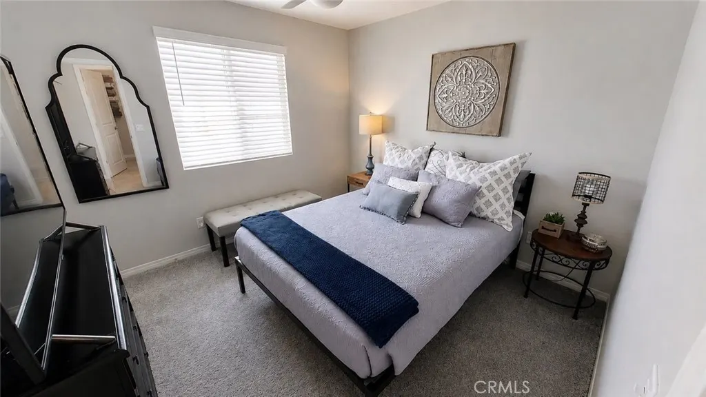 3144 E Mt Rainier