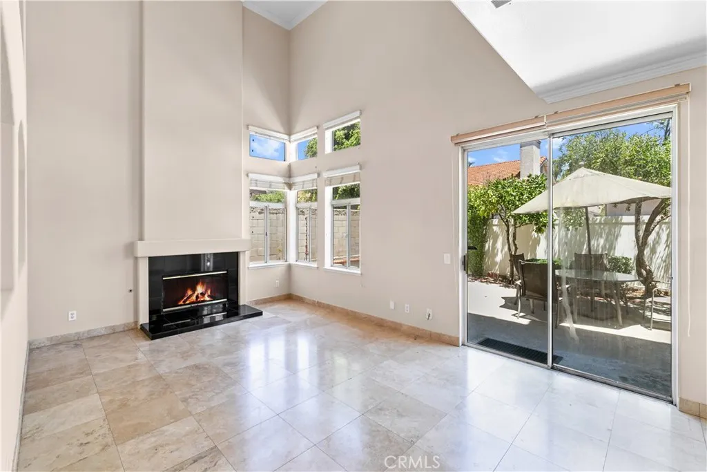 2184 Rancho Hills