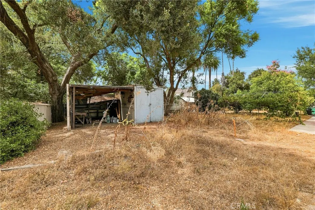 1436 3rd Street
