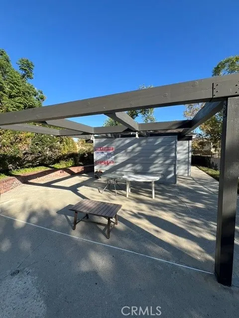 1005 Lakeview