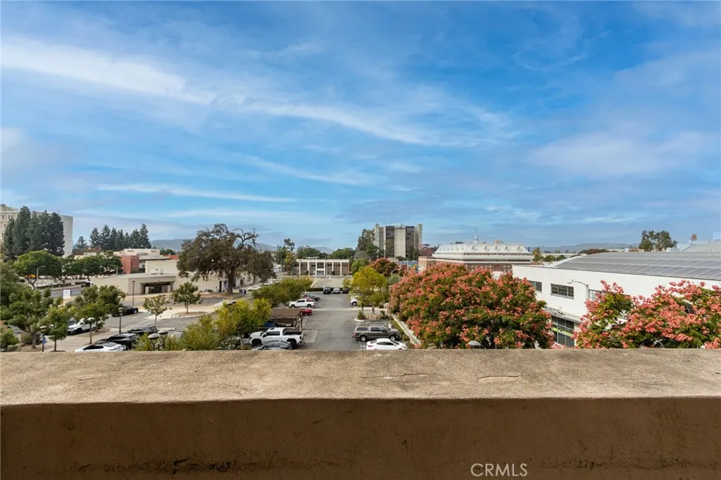 101 W Mission #327