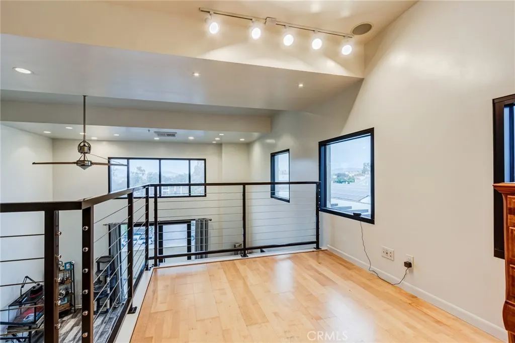 101 W Mission #327