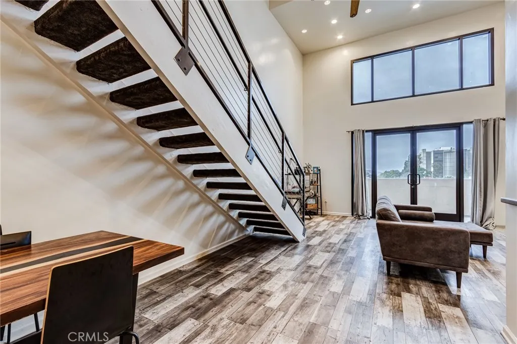 101 W Mission #327
