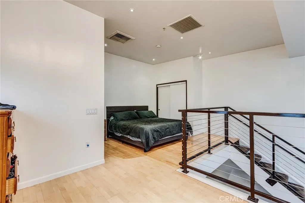 101 W Mission #327