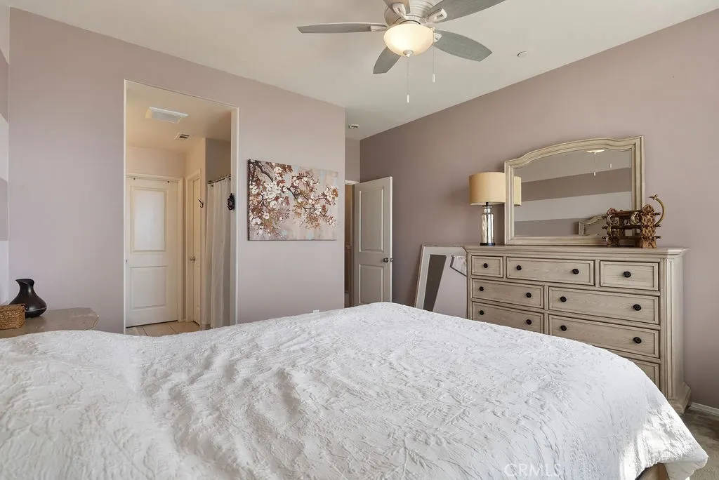821 E Cassia #E