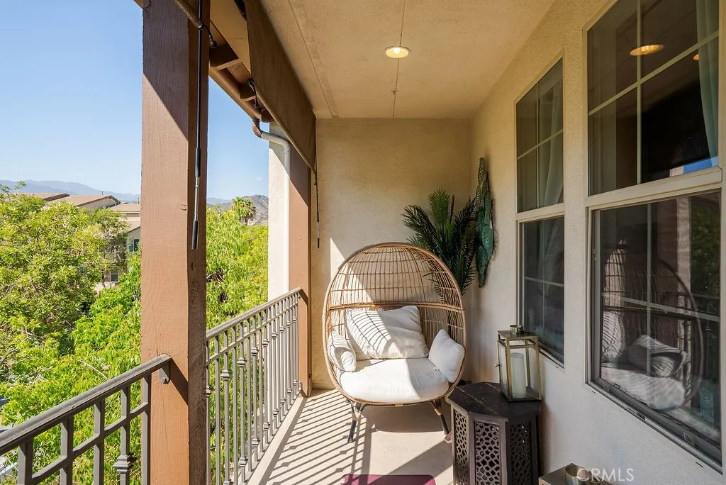 821 E Cassia #E