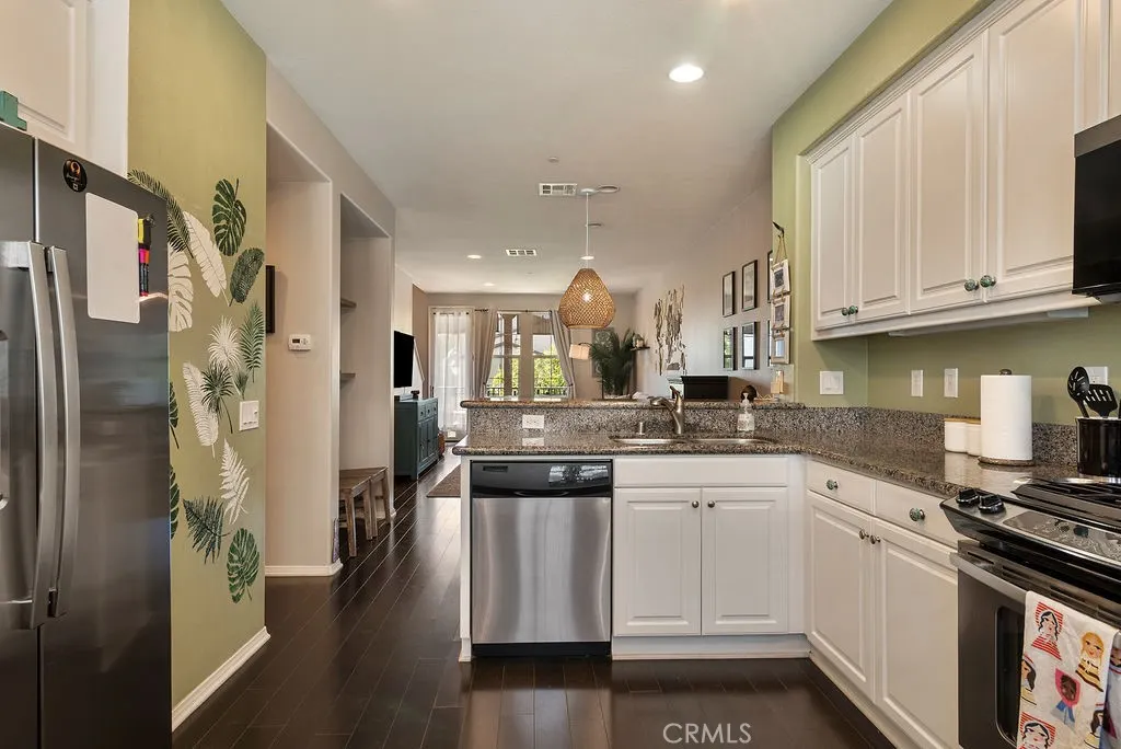 821 E Cassia #E