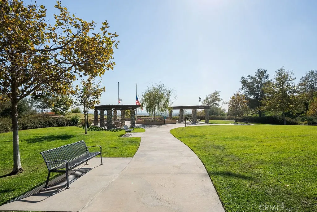 821 E Cassia #E