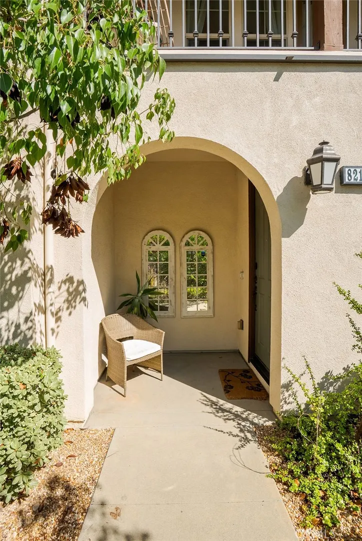 821 E Cassia #E