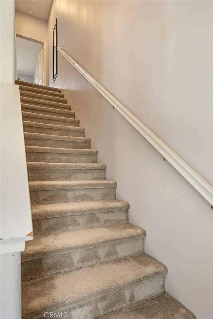 821 E Cassia #E
