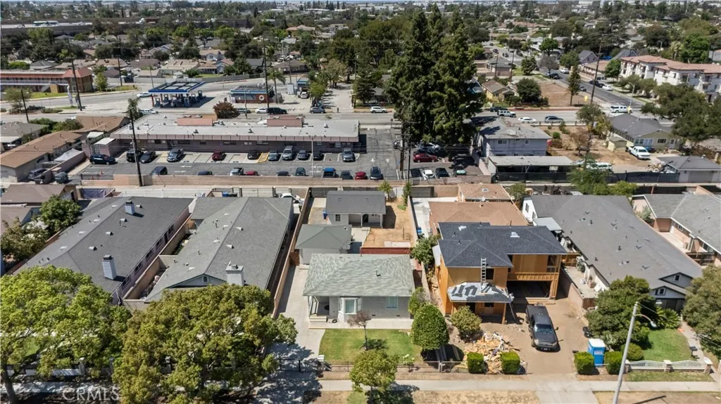 157 N Alameda Avenue