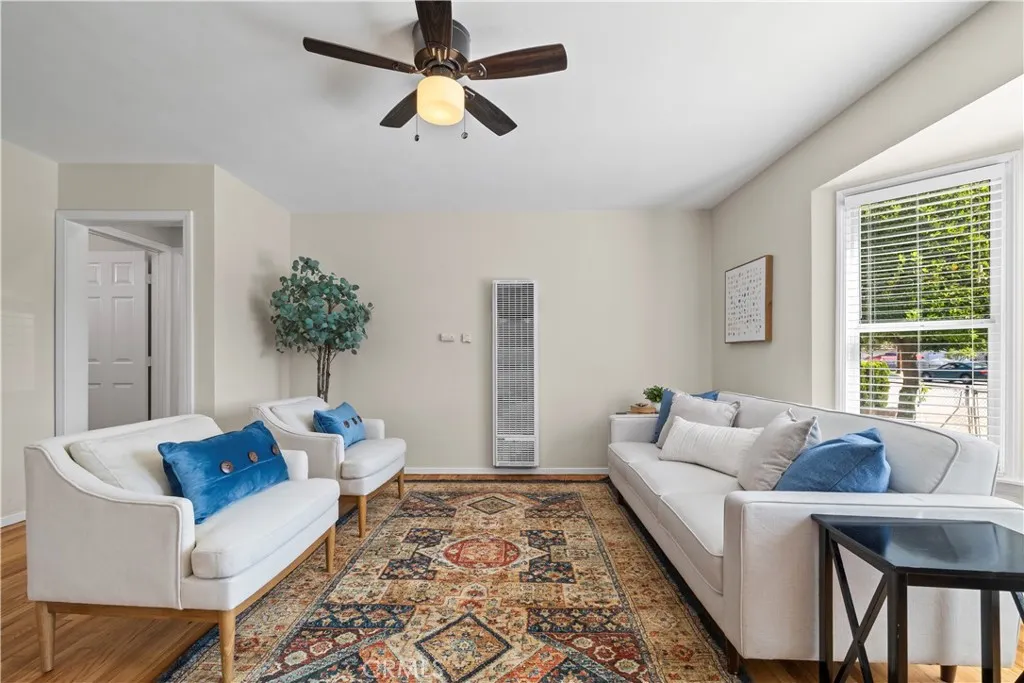 157 N Alameda Avenue