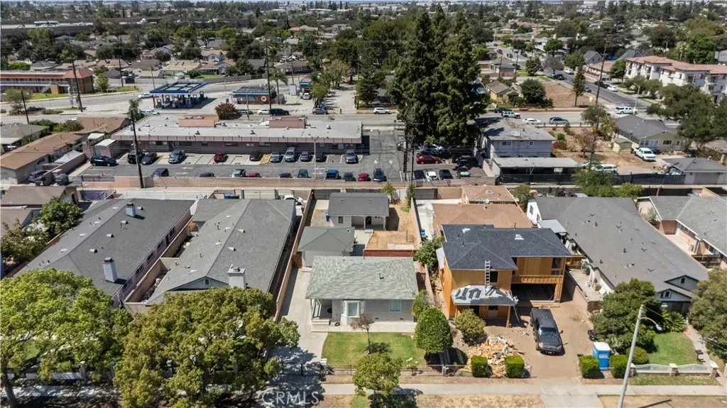 157 N Alameda Avenue