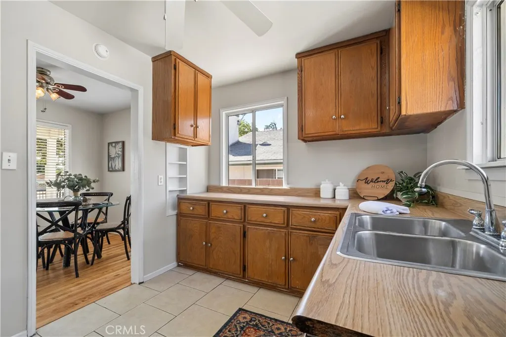 157 N Alameda Avenue