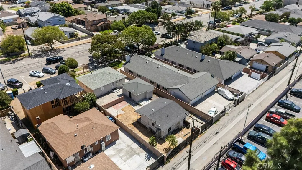 157 N Alameda Avenue