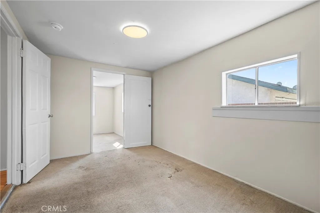157 N Alameda Avenue