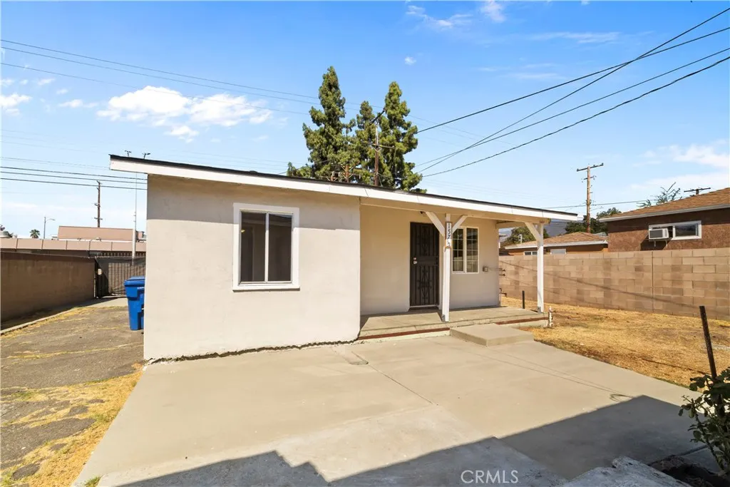 157 N Alameda Avenue