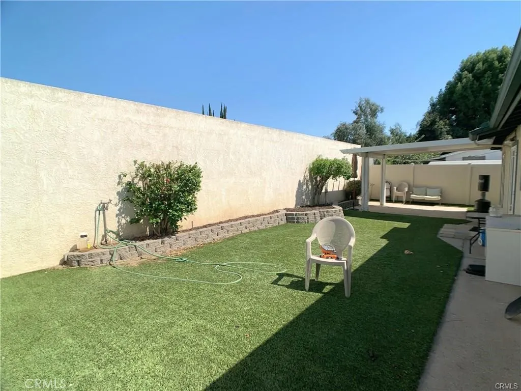 12931 Roswell Avenue