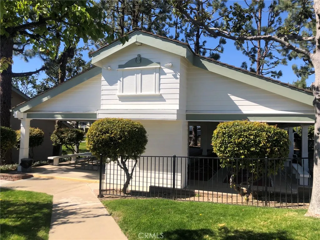 3800 Bradford Street #277