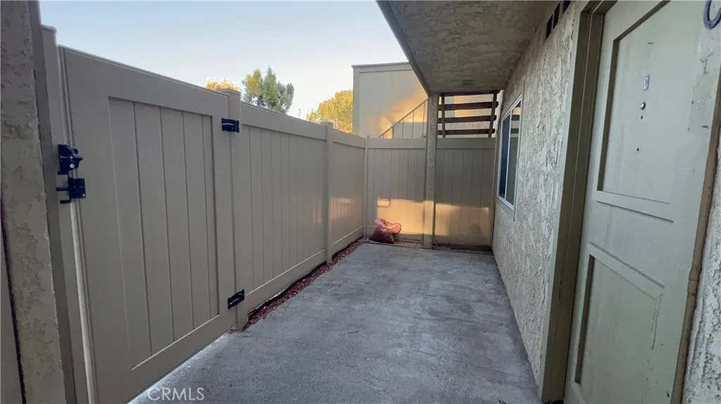 1047 W Francis #C