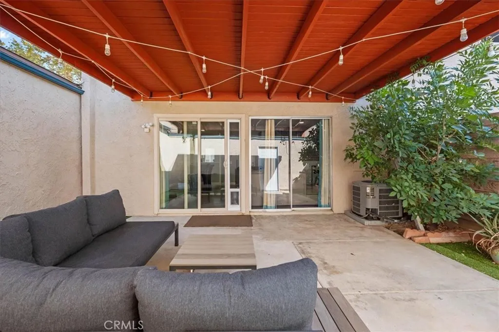 1002 Harrington