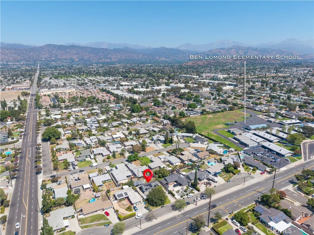 533 E Covina