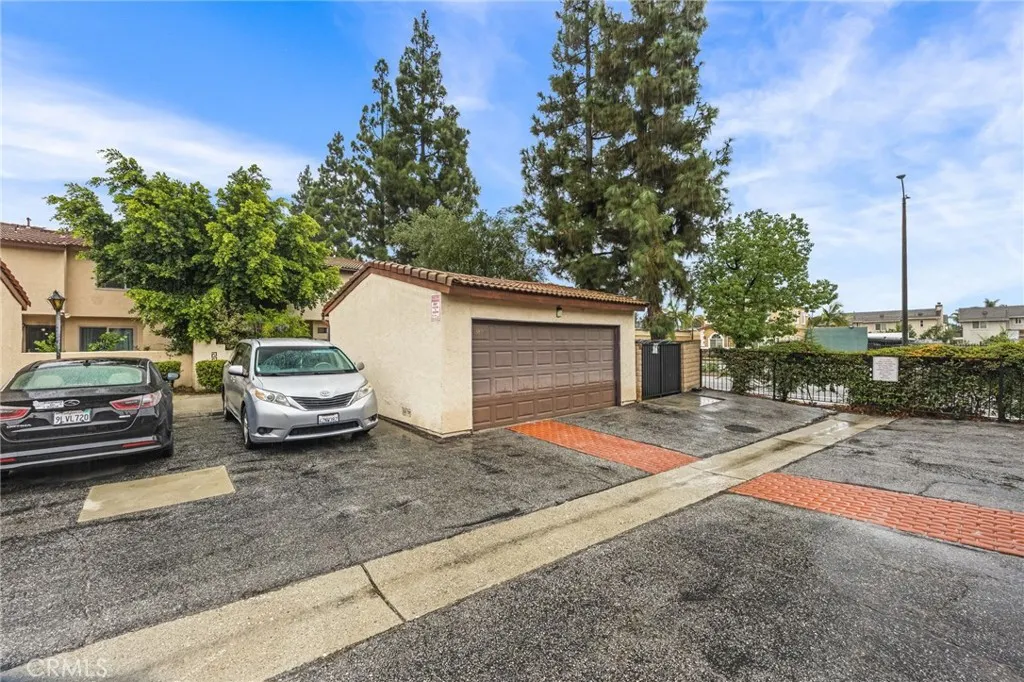 13850 Ramona