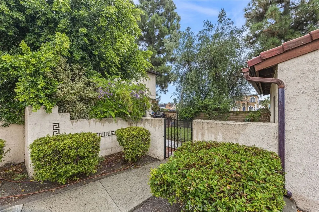 13850 Ramona