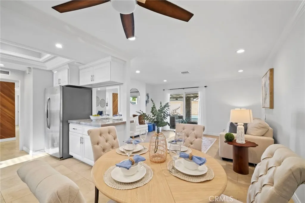 1338 N Albright