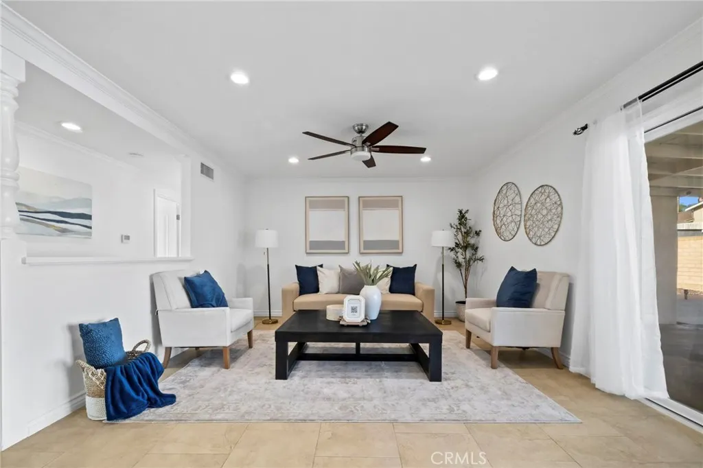 1338 N Albright