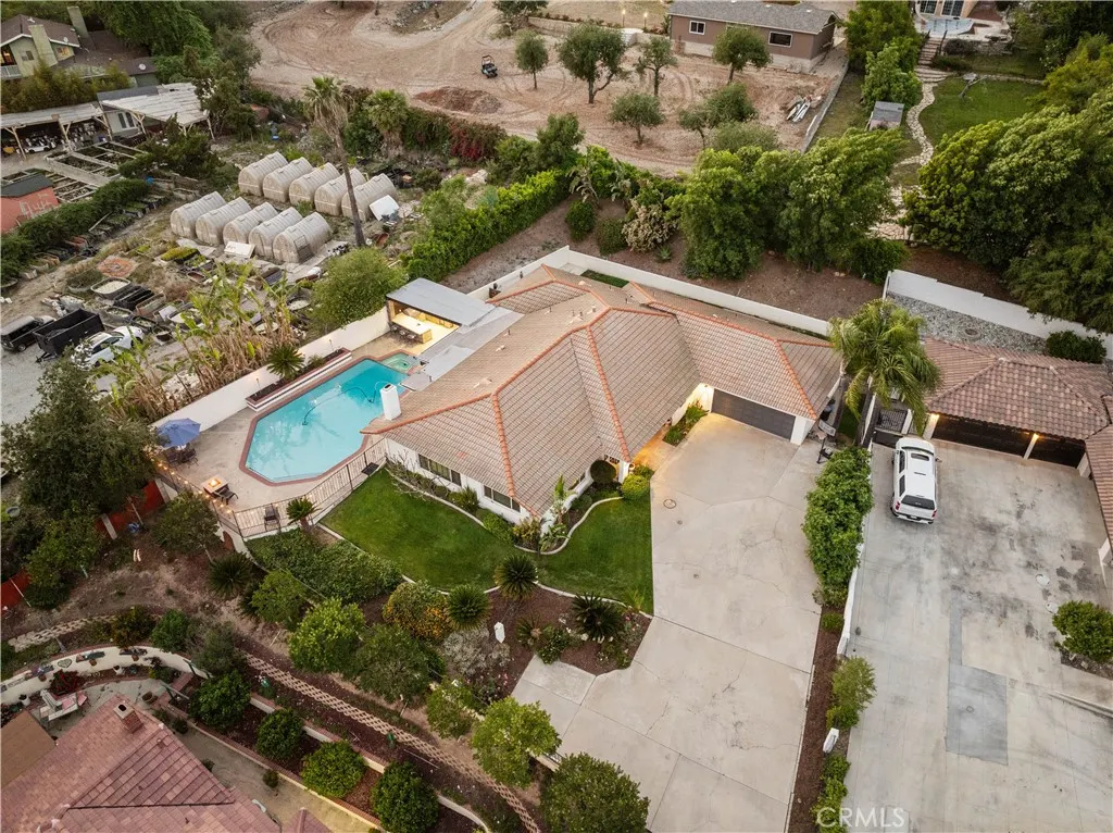 2485 San Mateo Drive