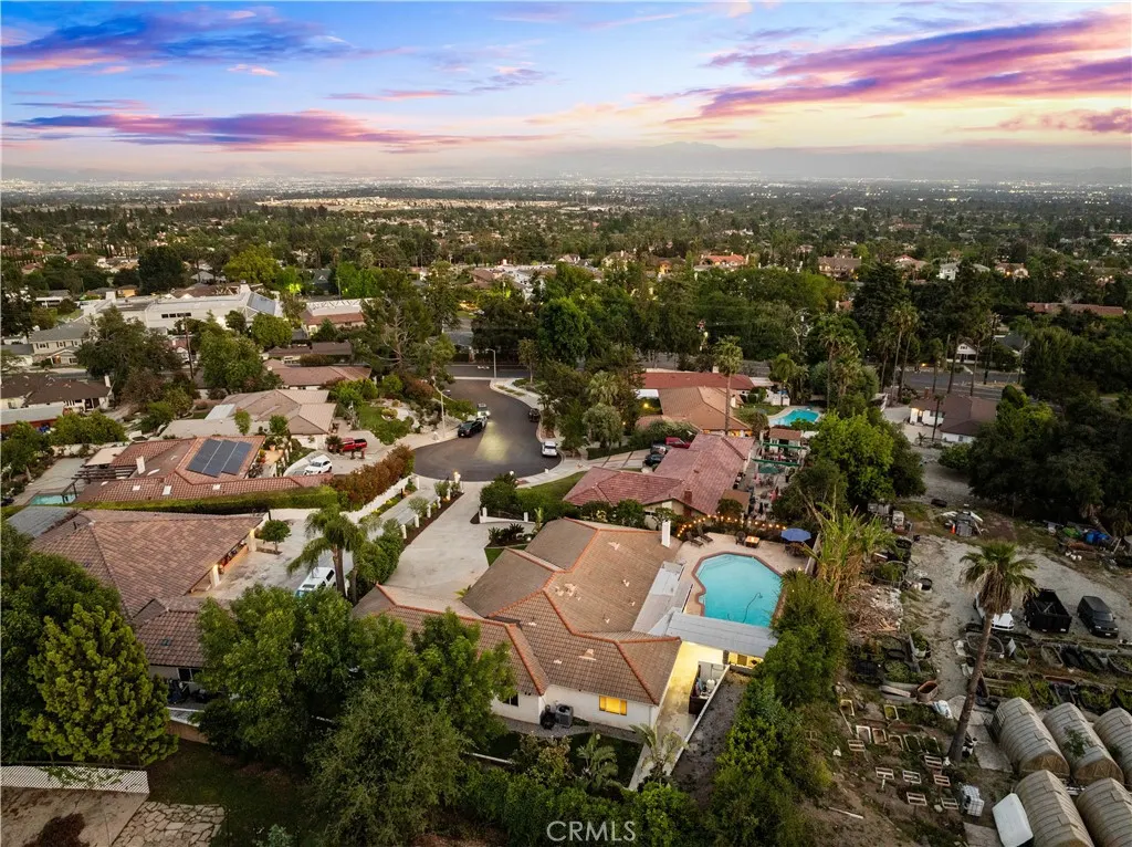 2485 San Mateo Drive
