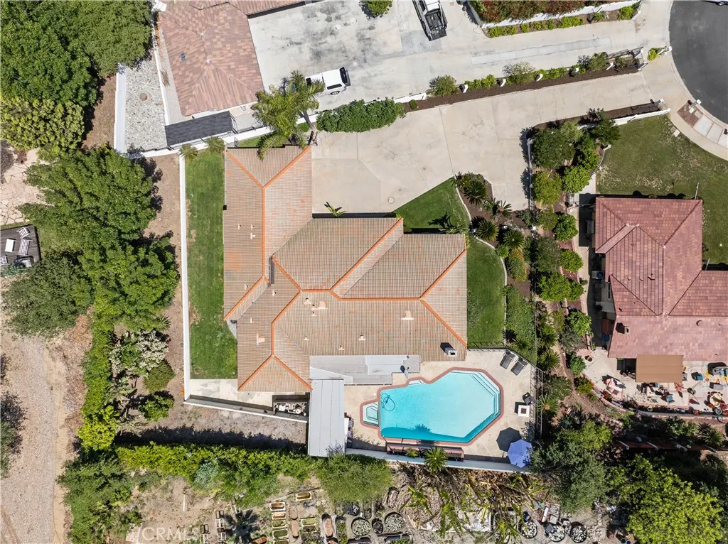 2485 San Mateo Drive