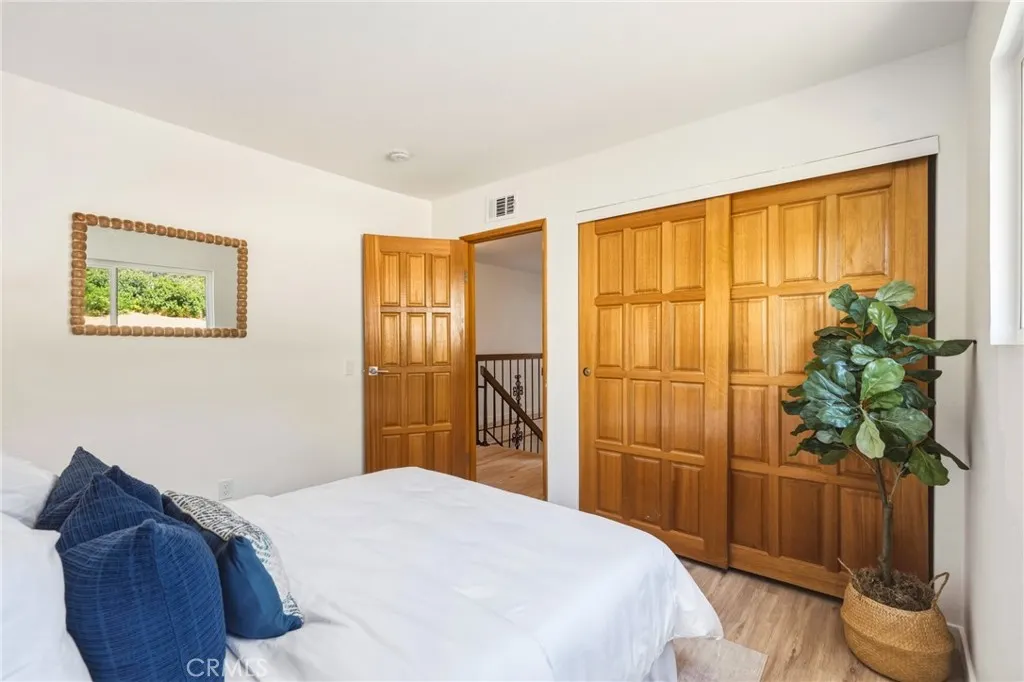 3343 Brookridge Road