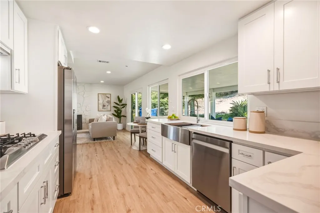 3343 Brookridge Road