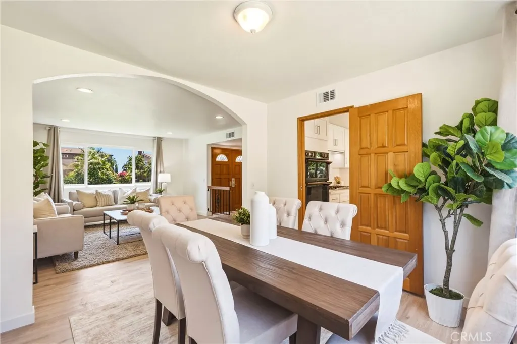 3343 Brookridge Road