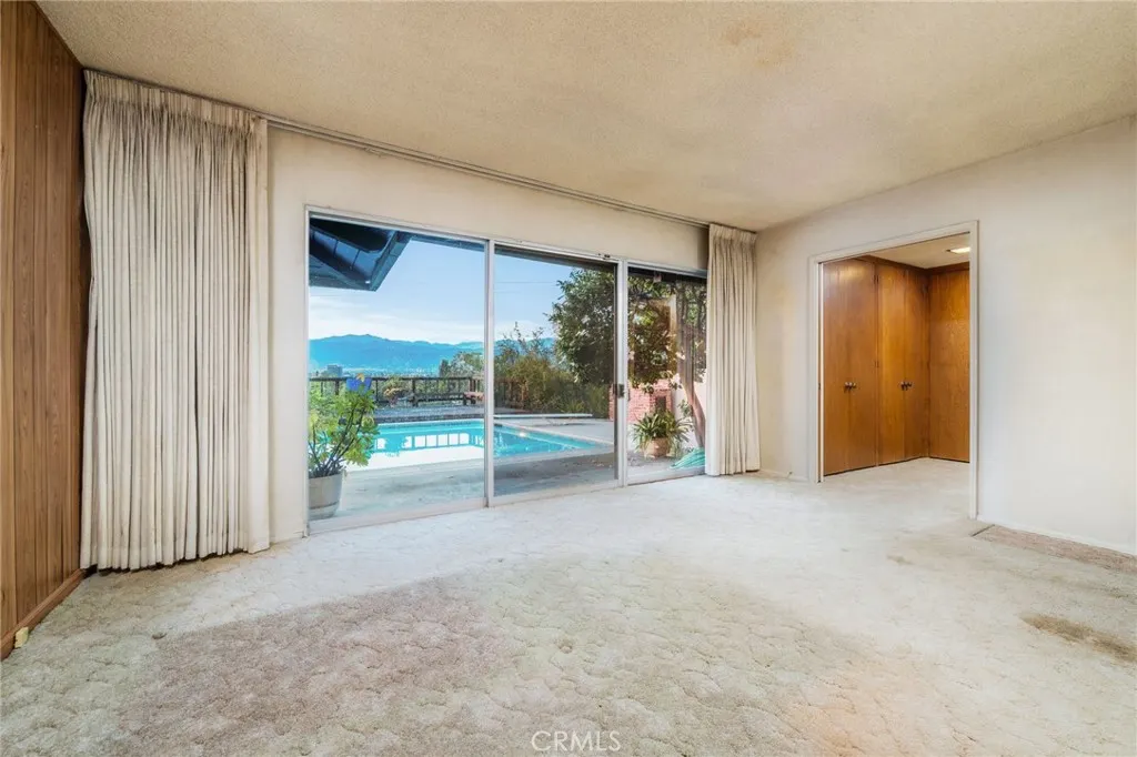 3147 E Los Cerillos Drive