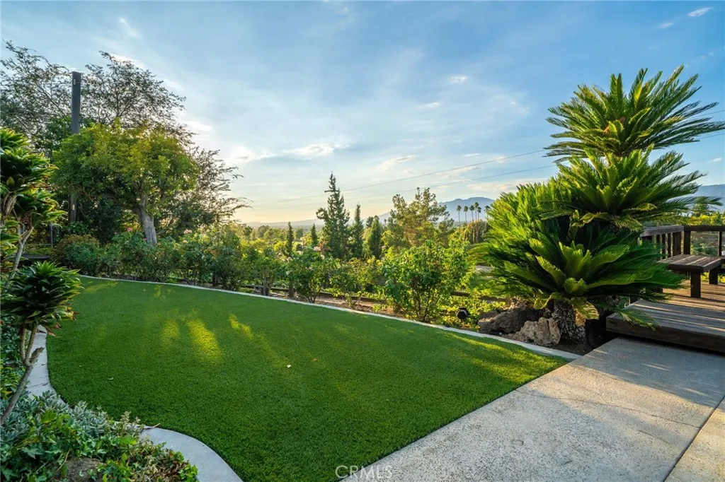 3147 E Los Cerillos Drive