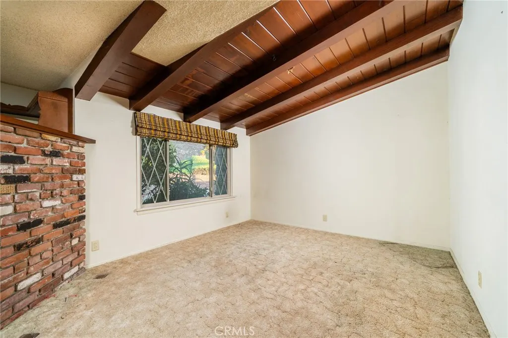 3147 E Los Cerillos Drive